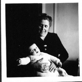 Allen & Oma.jpg (14290 bytes)