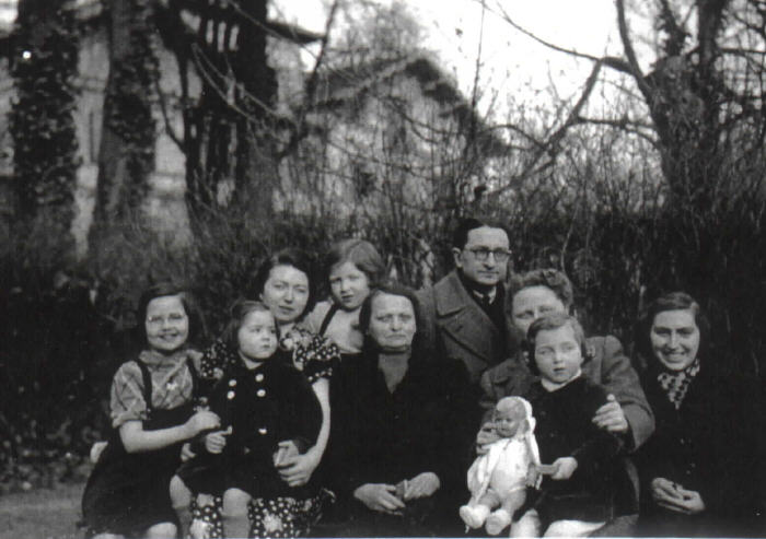 sc_families.jpg (57302 bytes)